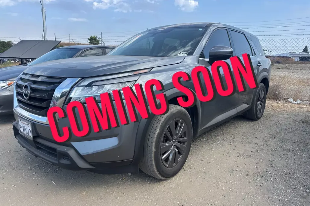2022 Nissan Pathfinder S photo 1