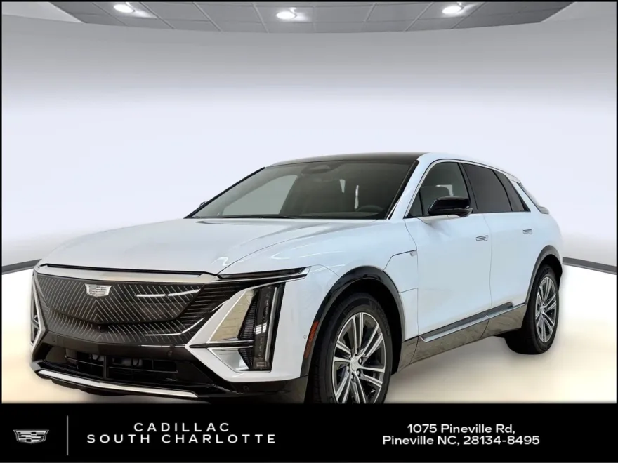 2026 Cadillac Lyriq Luxury photo 1