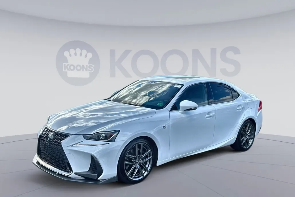 2018 Lexus IS 350 photo 1
