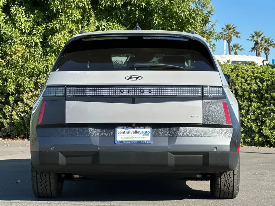 2025 Hyundai Ioniq 5 photo 1