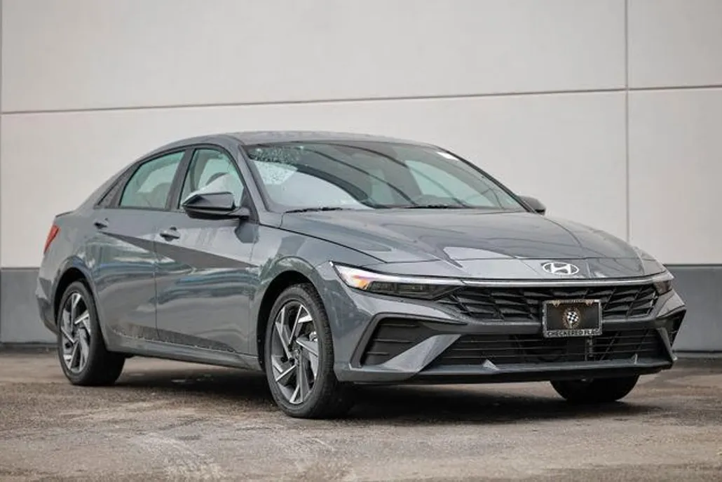 2025 Hyundai Elantra Hybrid SEL Sport photo 1