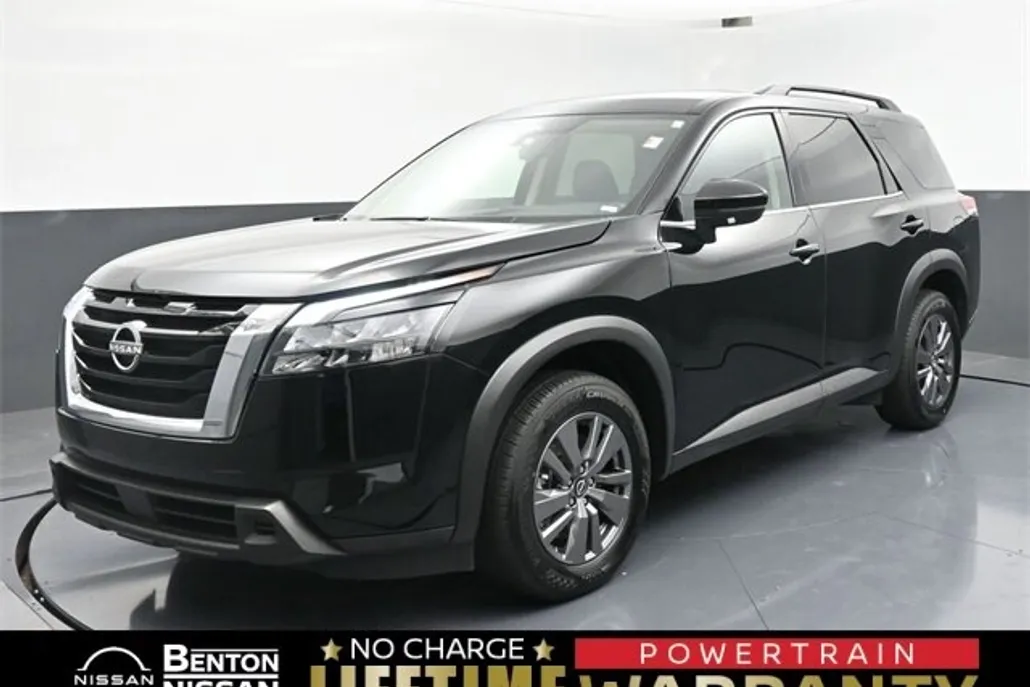 2025 Nissan Pathfinder SV photo 1