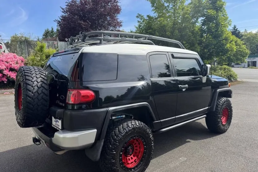 2007 Toyota FJ Cruiser Base photo 1