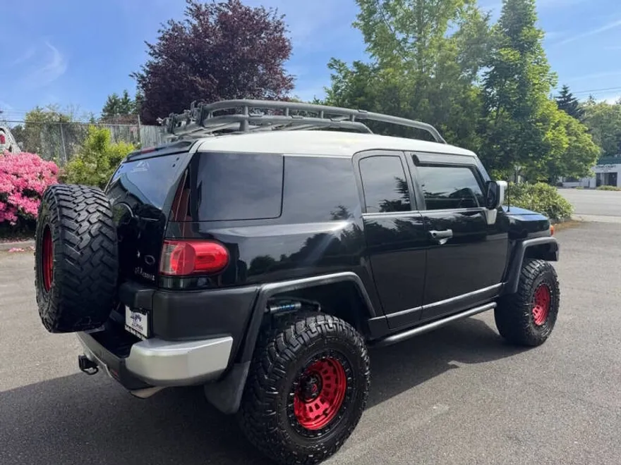 2007 Toyota FJ Cruiser Base photo 1