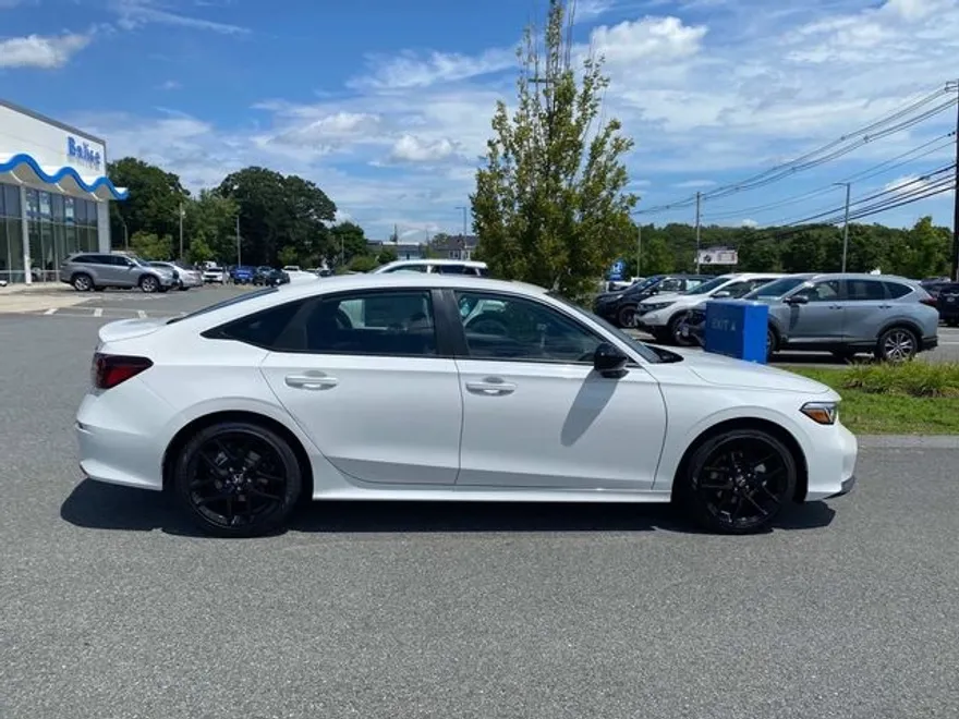 2026 Honda Civic Hybrid photo 1
