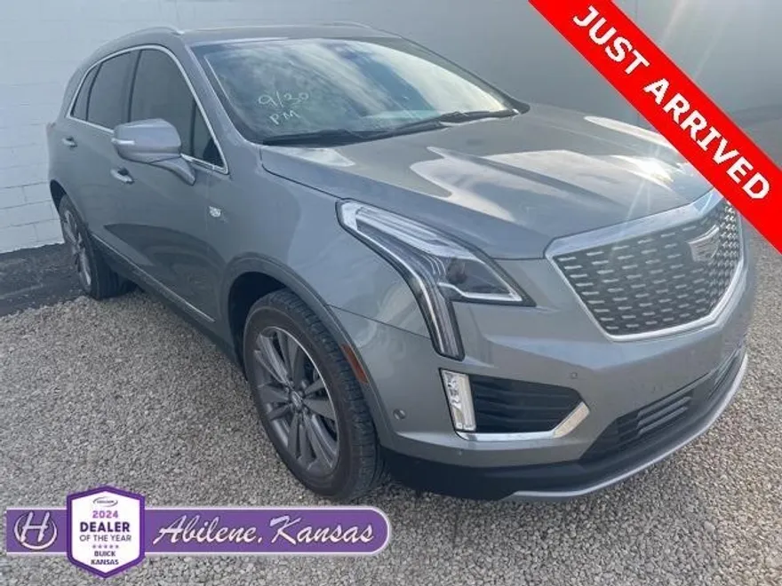 2023 Cadillac XT5 Premium Luxury photo 1
