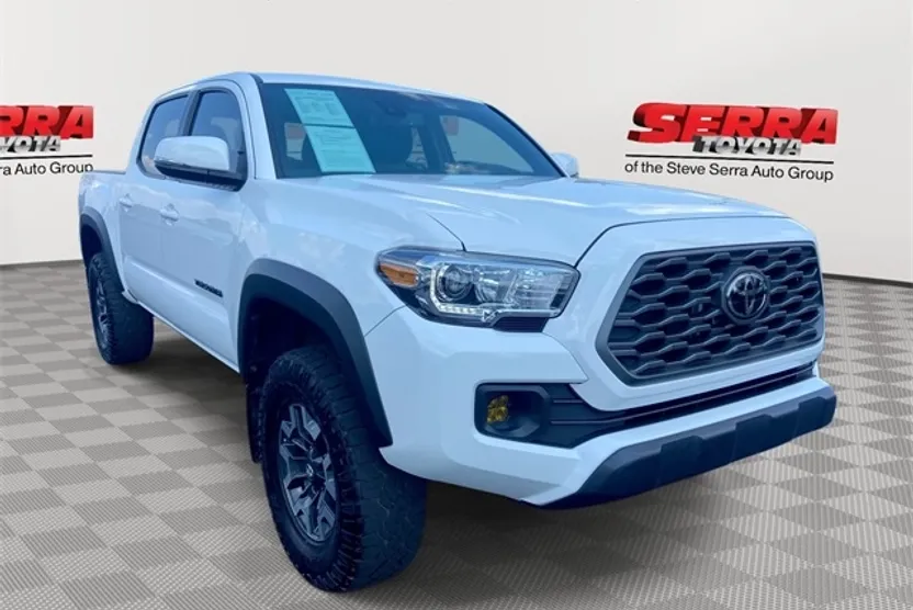 2023 Toyota Tacoma SR5 photo 1