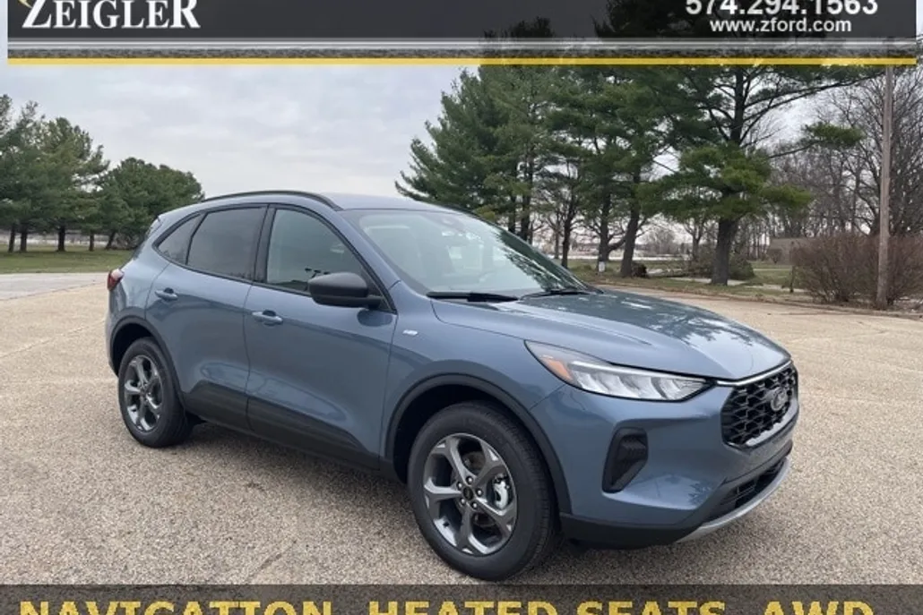 2025 Ford Escape ST-Line photo 1