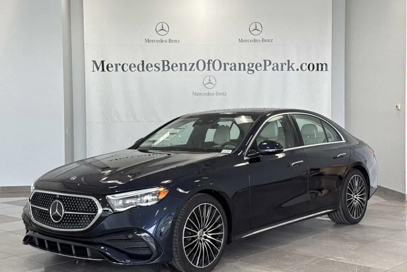 2026 Mercedes Benz E 4MATIC Sedan photo 1
