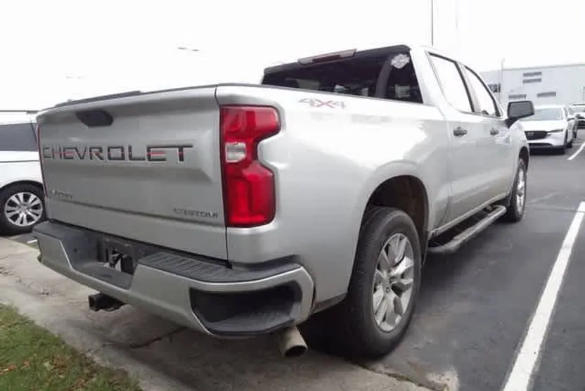 2020 Chevrolet Silverado 1500 Custom photo 1