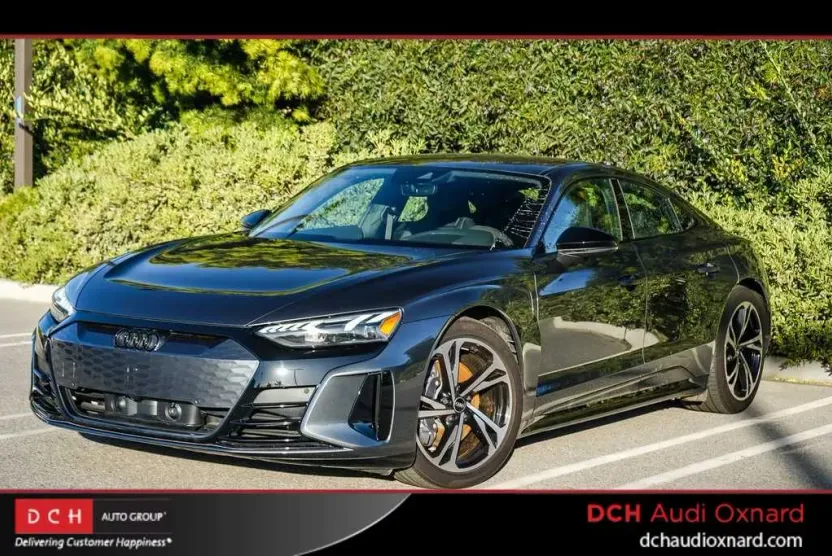 2024 Audi e-tron GT Premium Plus photo 1