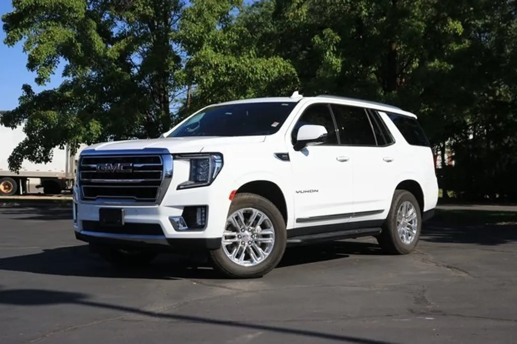 2022 Gmc Yukon SLT photo 1