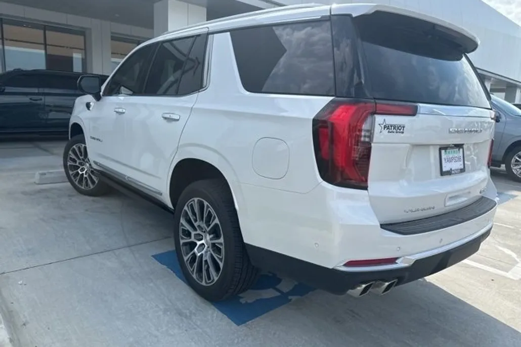 2025 Gmc Yukon Denali photo 1