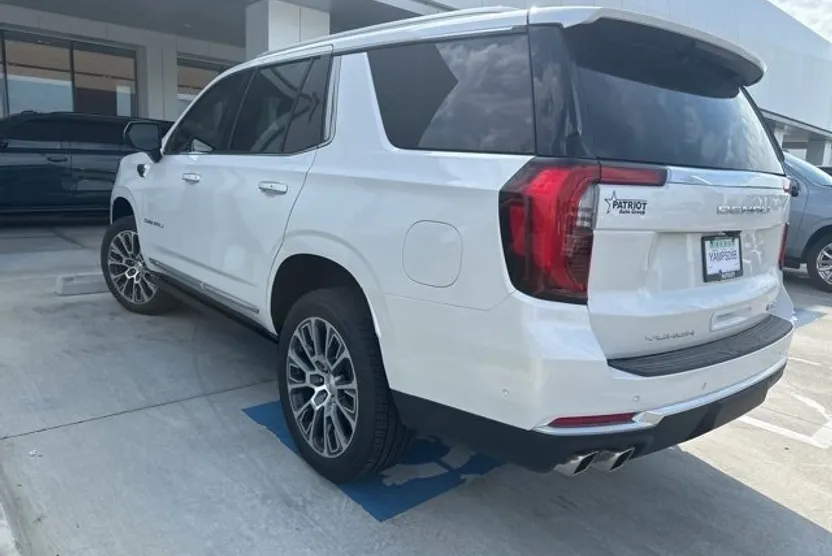 2025 Gmc Yukon Denali photo 1