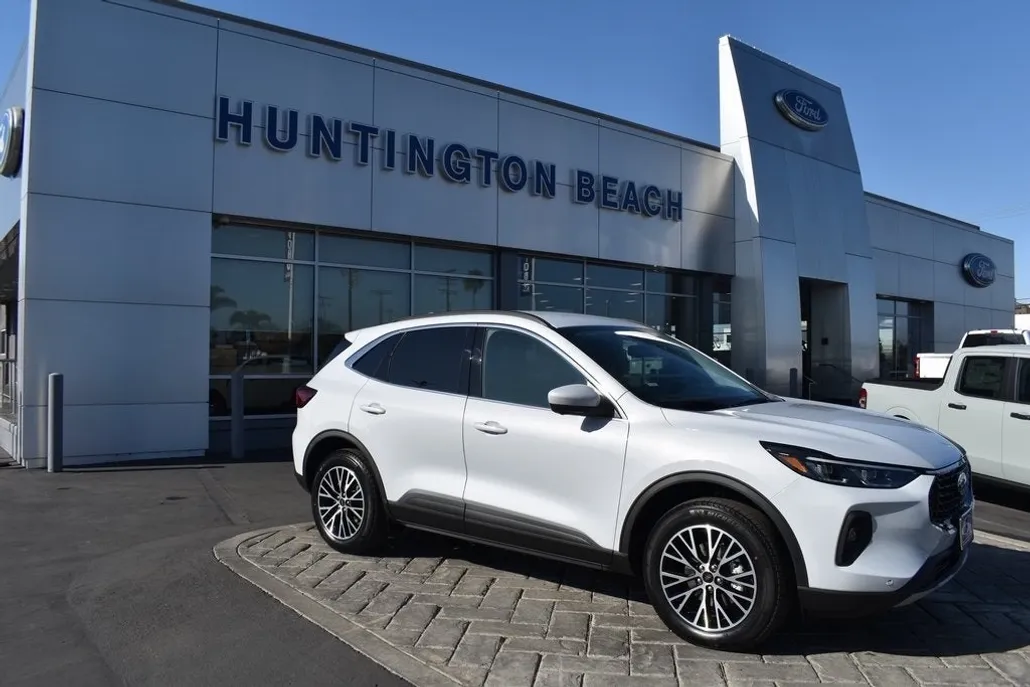 2025 Ford Escape Plug-In Hybrid Base photo 1