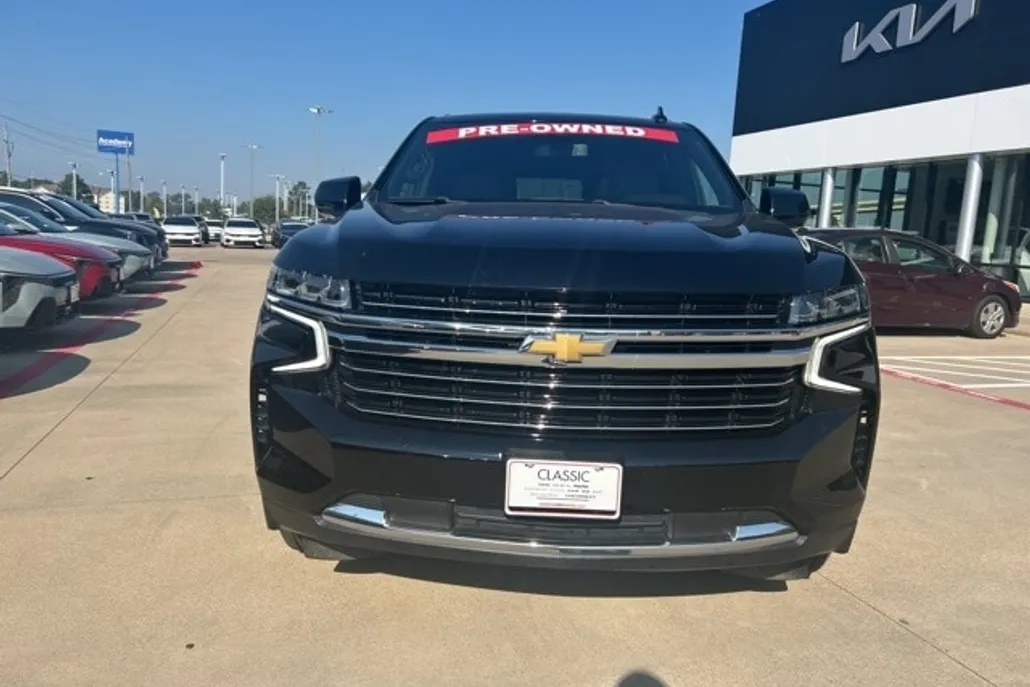 2021 Chevrolet Tahoe LT photo 1