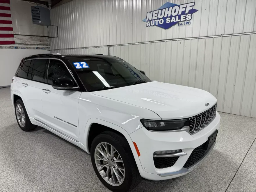 2022 Jeep Grand Cherokee Summit photo 1