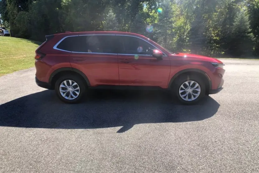 2024 Honda CR-V LX photo 1