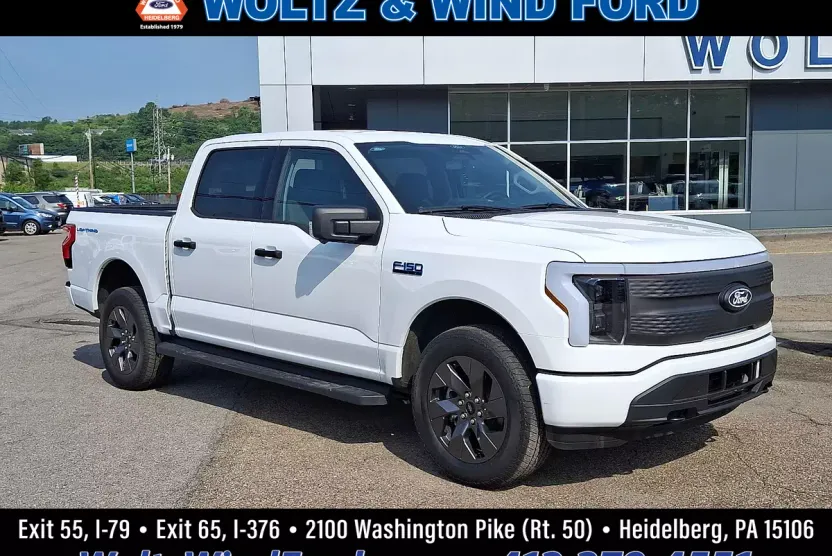 2024 Ford F-150 Lightning XLT photo 1