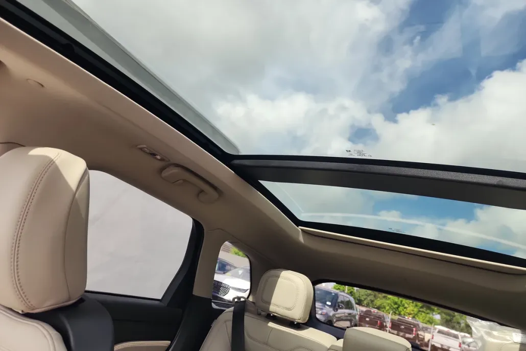 2025 Lincoln Corsair Grand Touring photo 1