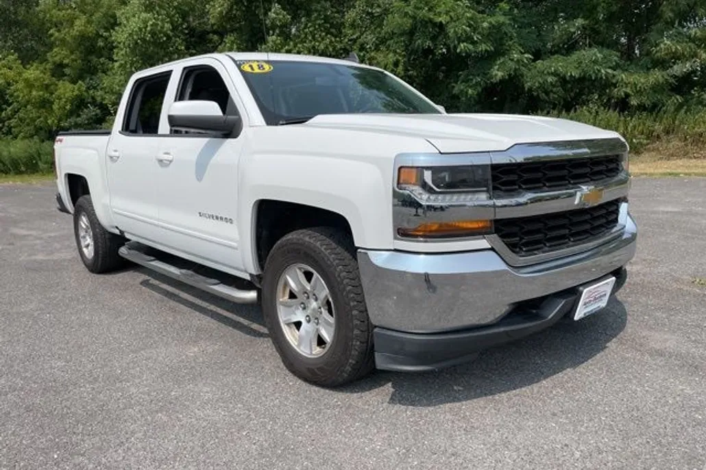 2018 Chevrolet Silverado 1500 LT photo 1