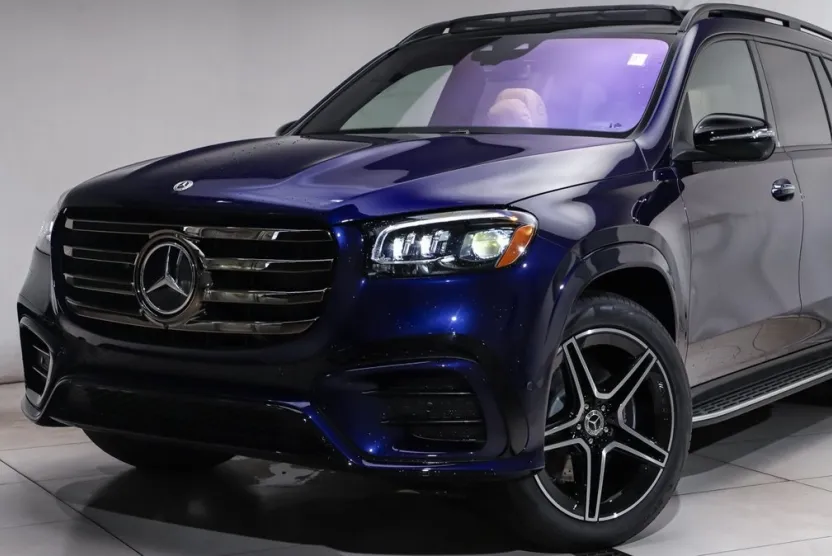 2026 Mercedes Benz GLS 450 4MATIC photo 1