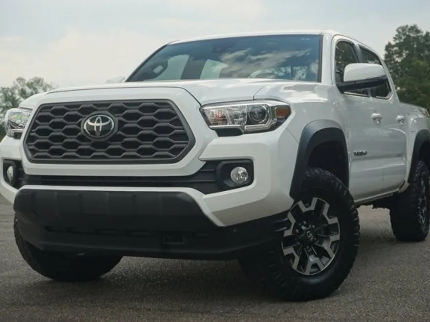 2021 Toyota Tacoma 4x4 TRD photo 1