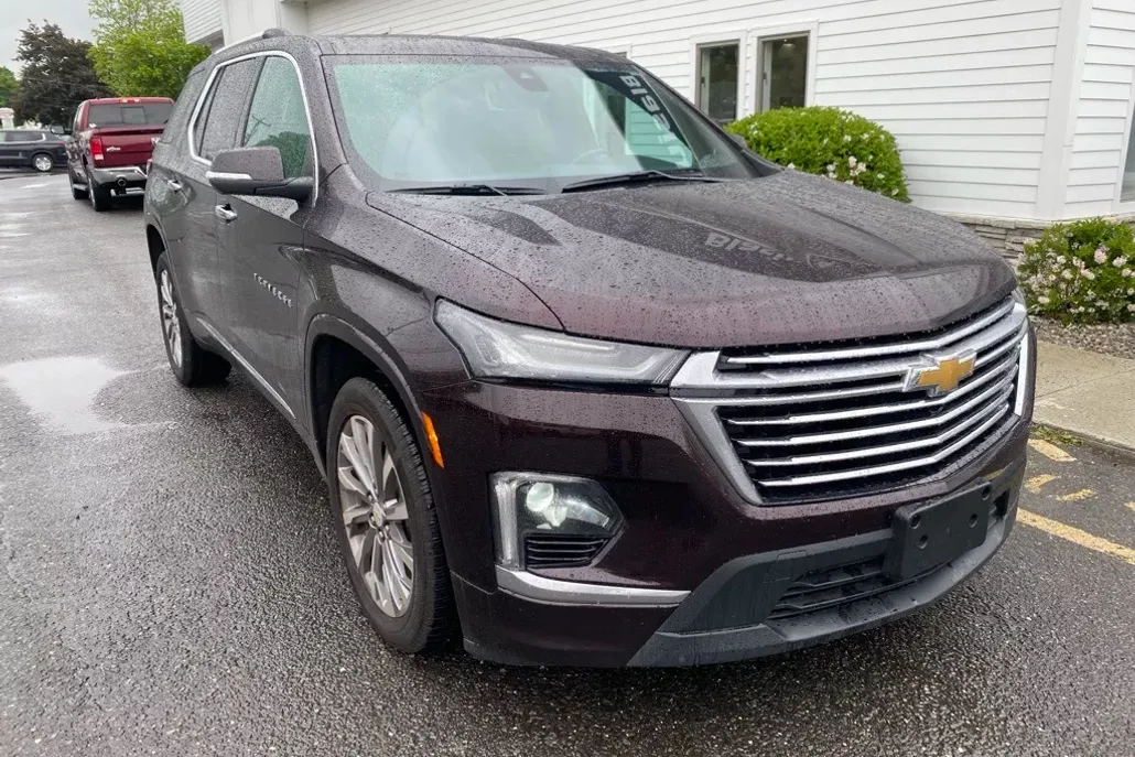 2022 Chevrolet Traverse Premier photo 1