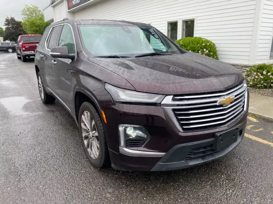 2022 Chevrolet Traverse Premier photo 1