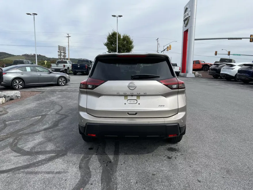 2026 Nissan Rogue SV photo 1