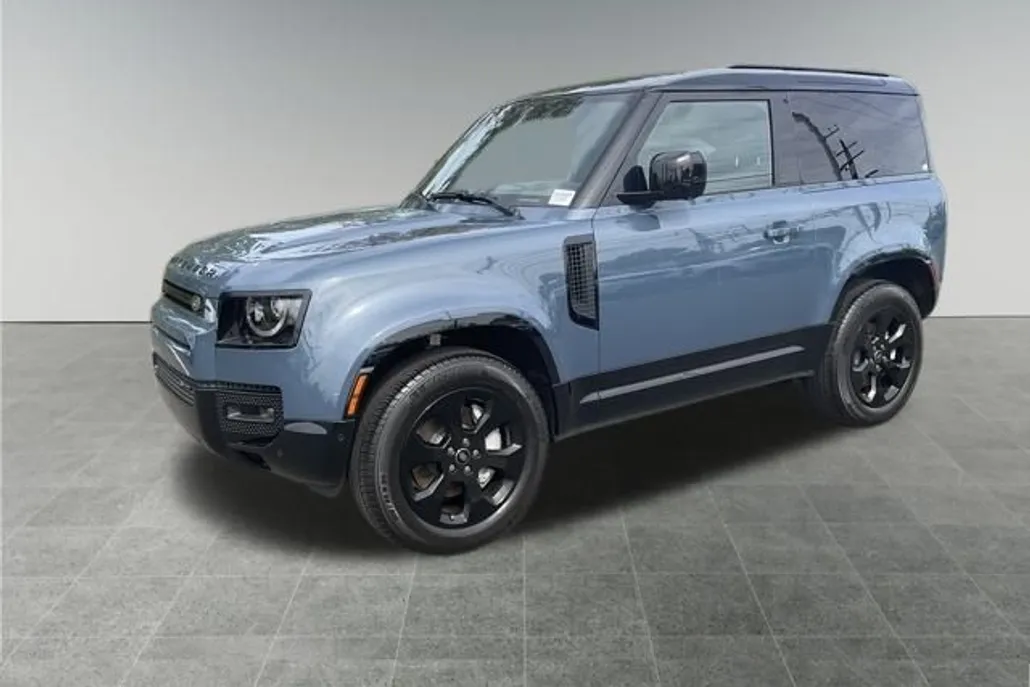 2023 Land Rover Defender 90 X-Dynamic SE photo 1