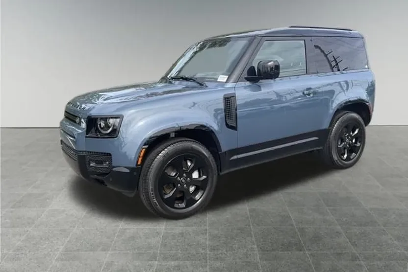 2023 Land Rover Defender 90 X-Dynamic SE photo 1