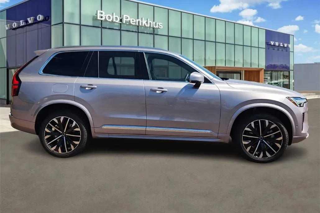 2026 Volvo XC90 B5 Plus photo 1