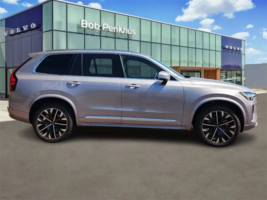 2026 Volvo XC90 B5 Plus photo 1