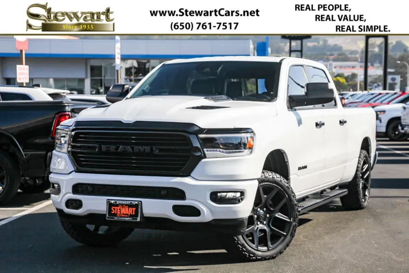 2023 Ram 1500 Laramie photo 1