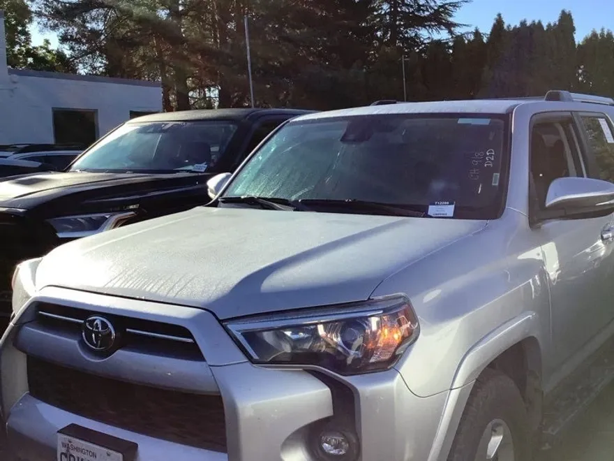 2024 Toyota 4Runner SR5 Premium photo 1