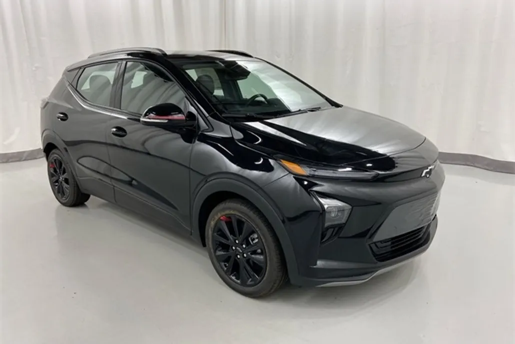 2023 Chevrolet Bolt EUV photo 1