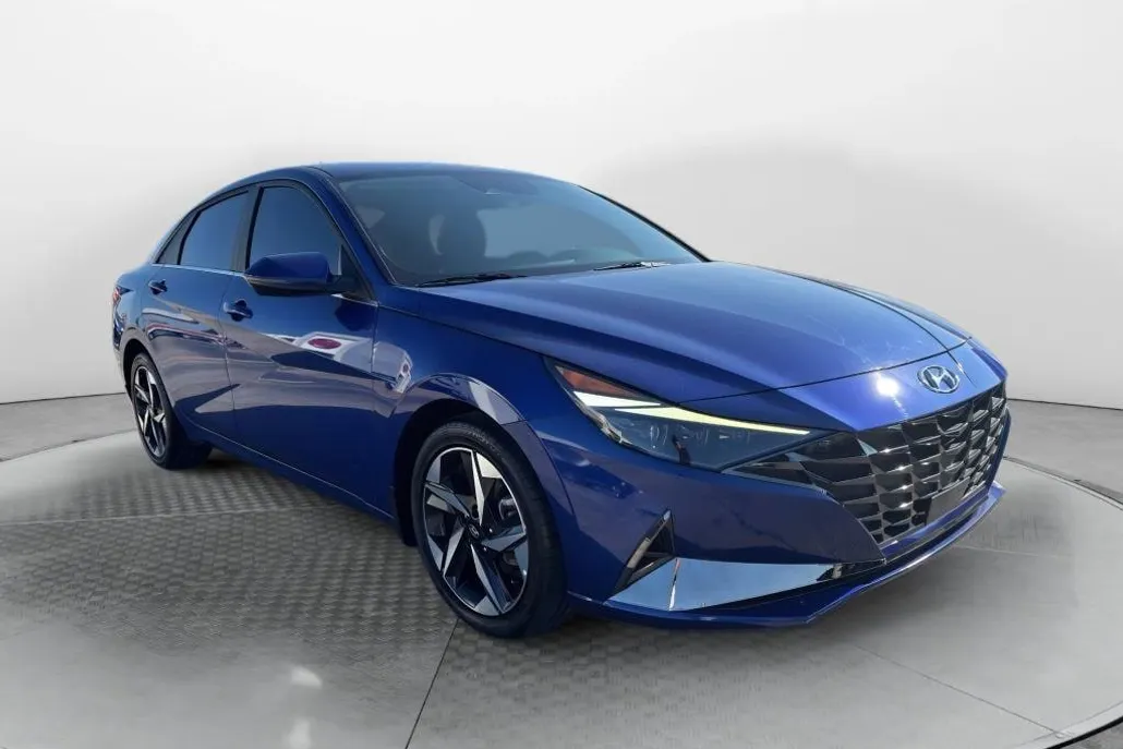 2023 Hyundai Elantra Hybrid Limited photo 1