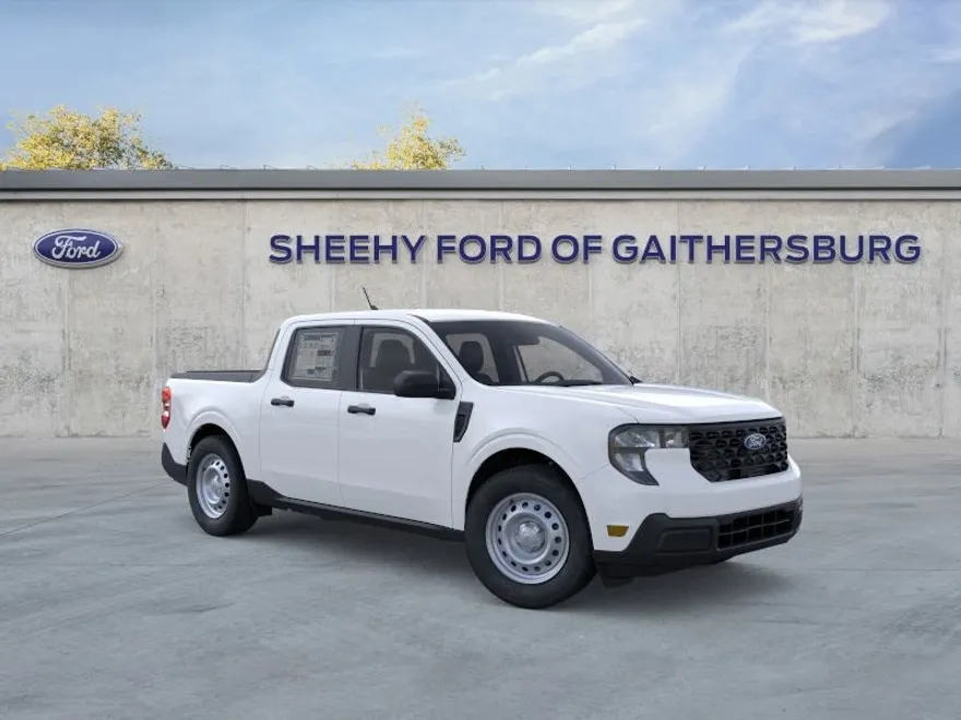 2025 Ford Maverick XL photo 1