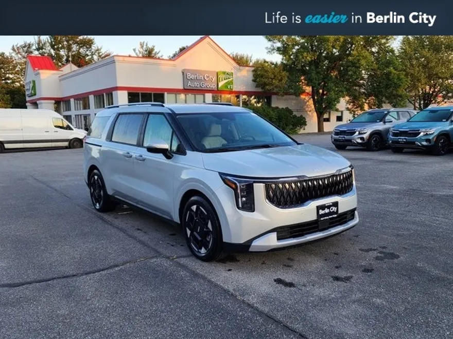 2026 Kia Carnival EX photo 1