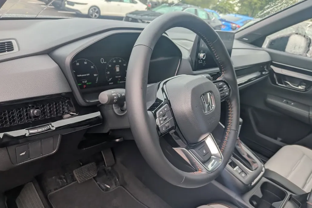 2026 Honda CR-V Hybrid Sport Touring photo 1