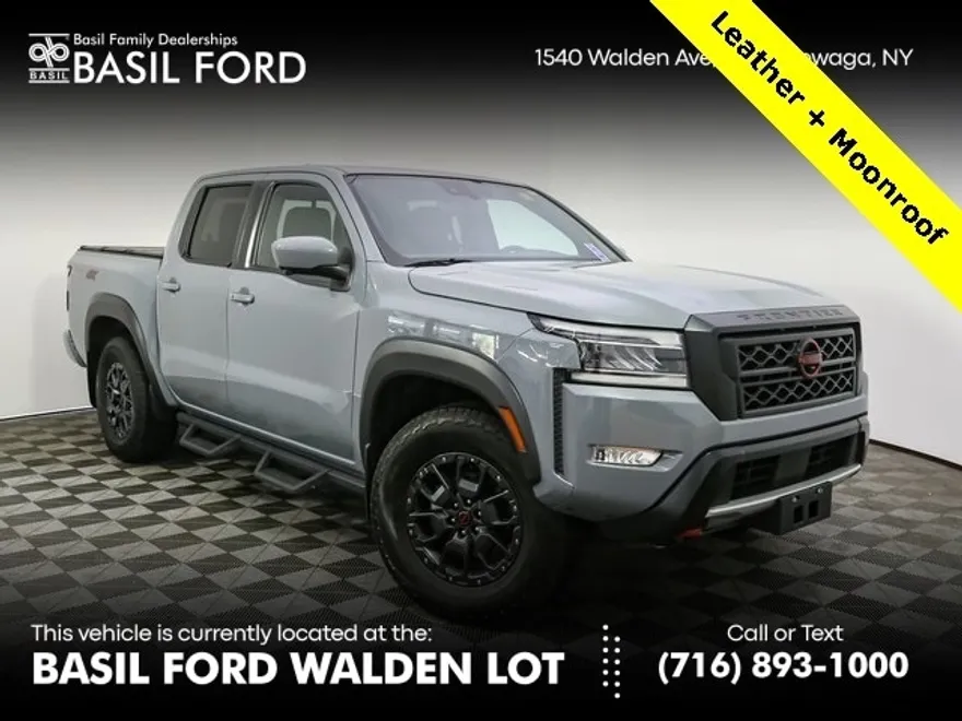 2022 Nissan Frontier PRO-4X photo 1
