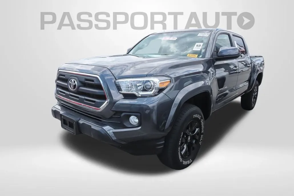 2016 Toyota Tacoma SR5 V6 photo 1