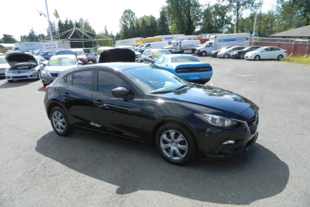 2015 Mazda Mazda3 i Sport photo 1