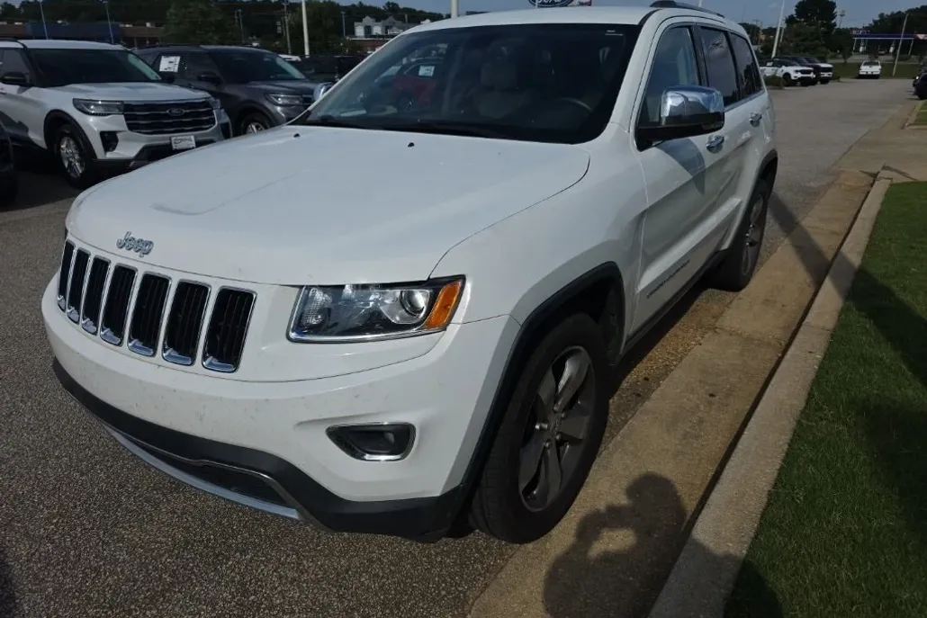 2015 Jeep Grand Cherokee Limited photo 1