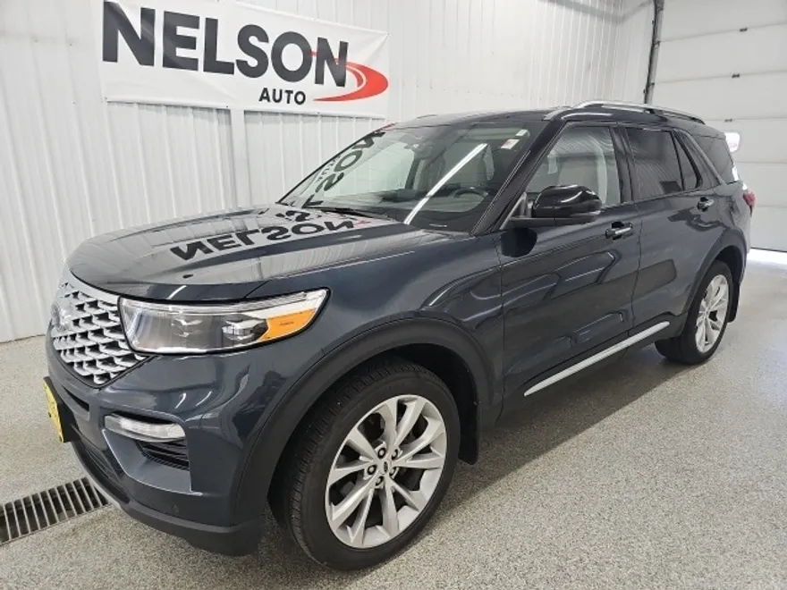 2023 Ford Explorer Platinum photo 1