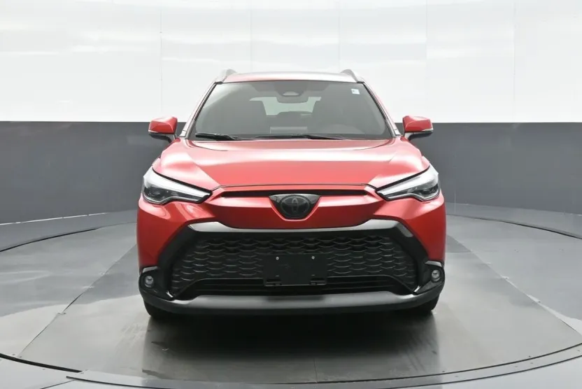 2024 Toyota Corolla Cross Hybrid XSE photo 1