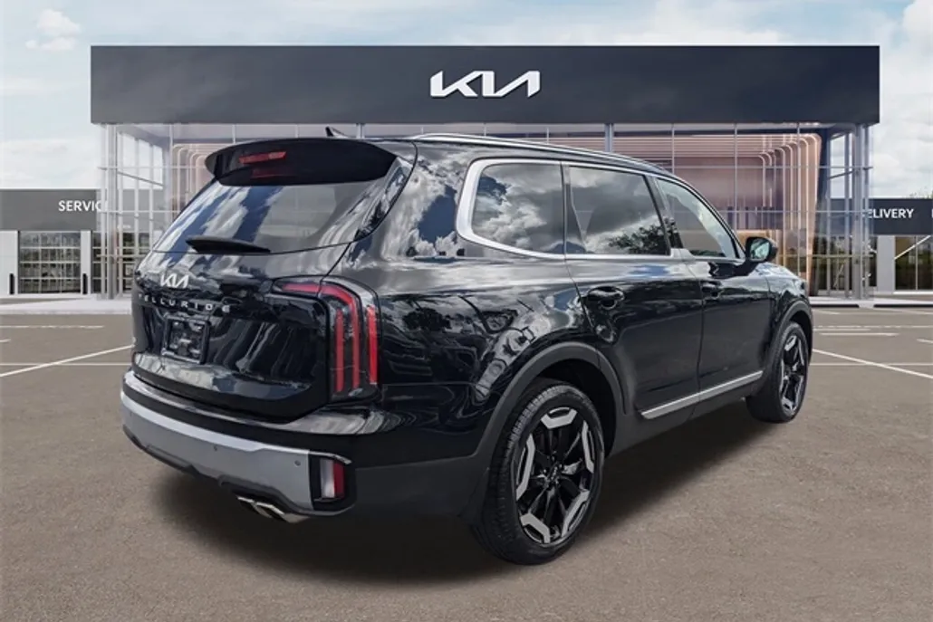 2023 Kia Telluride EX photo 1