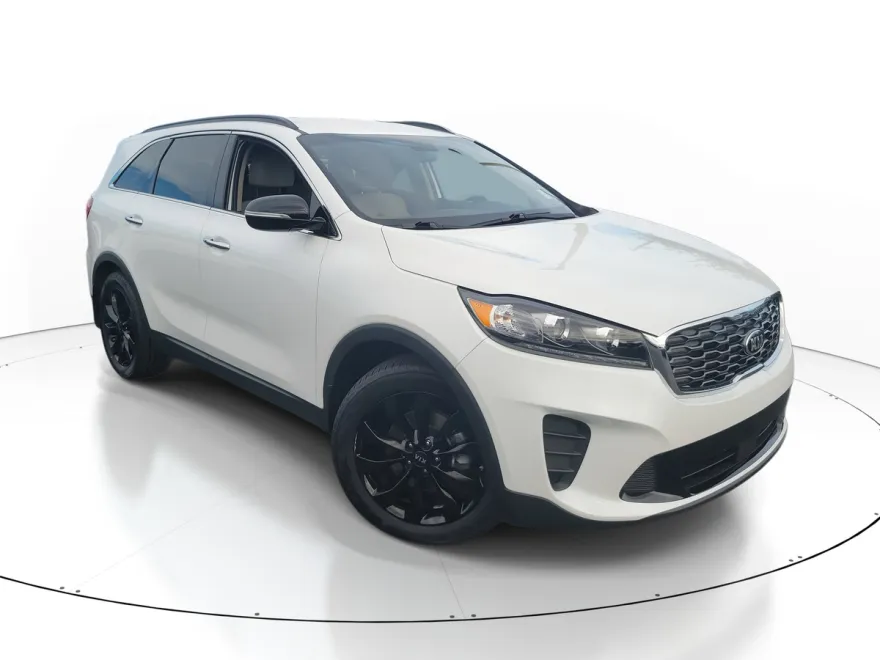 2020 Kia Sorento S V6 photo 1