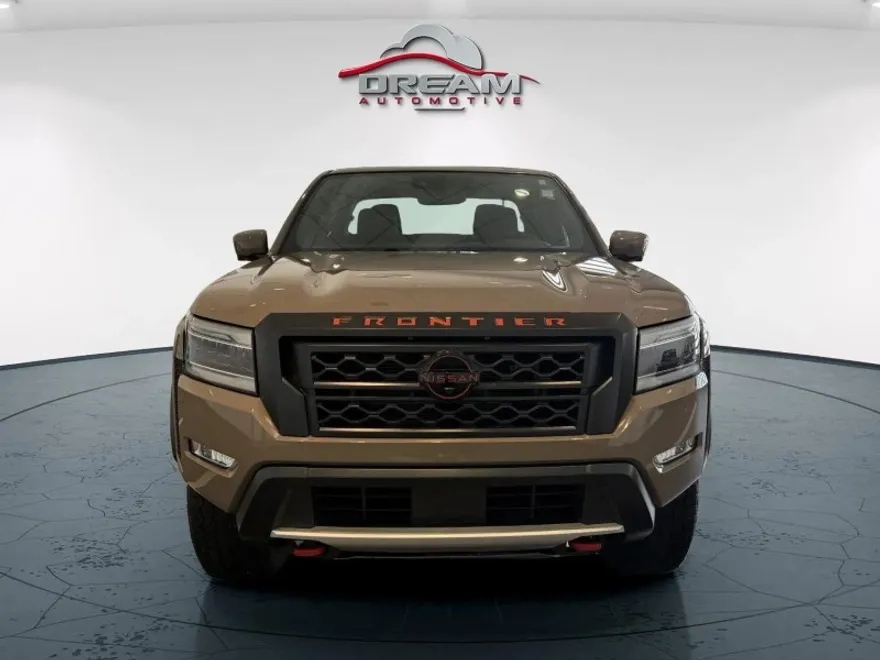 2022 Nissan Frontier PRO-4X photo 1